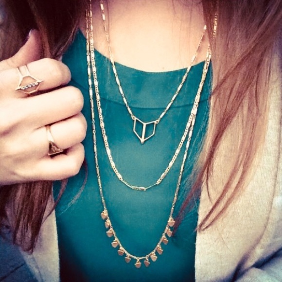 Stella & Dot | New Gold Layered 7-in-1 Layered Terra Gold Necklace - Picture 2 of 8